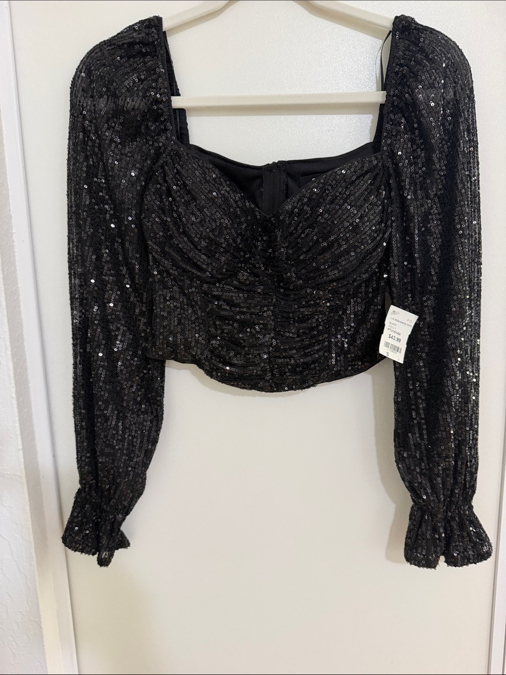 NWT privy Black Sequined Long-Sleeve Cropped Top | S